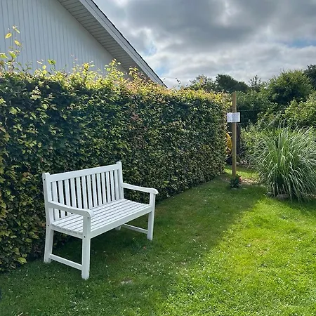 Blomsterhaven Konukevi *